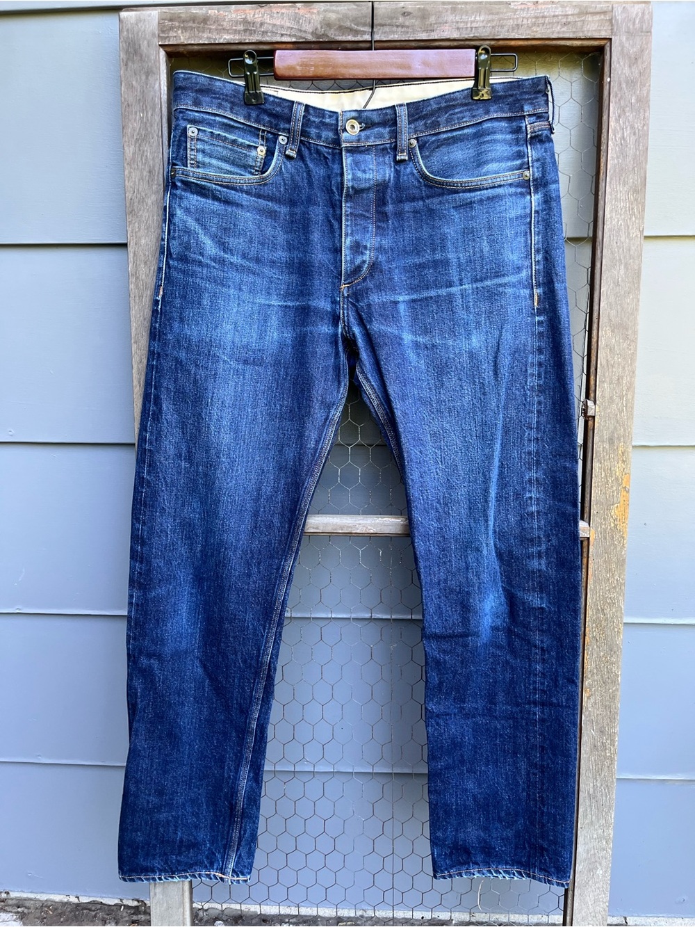 Rag And Bone Slim Fit Button Fly 5 Pocket Mid- Wash  Blue Jeans Size 33